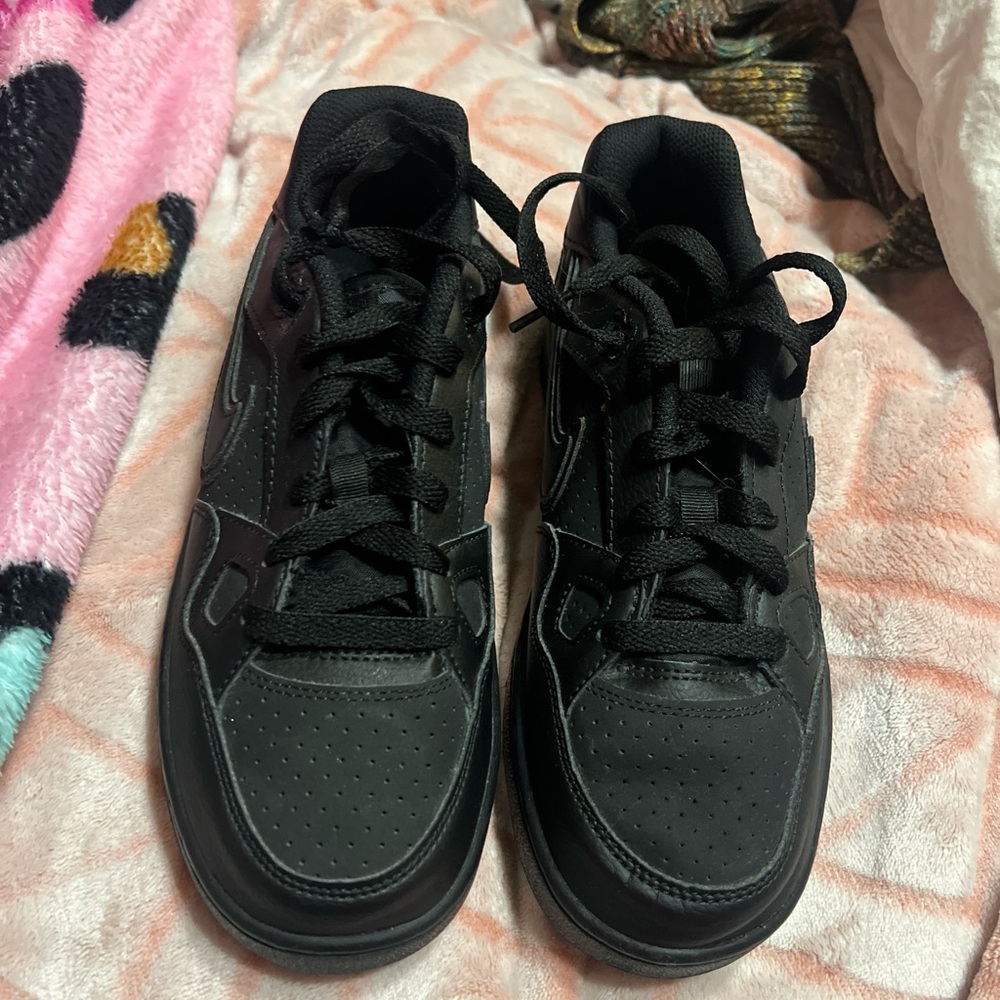 Nike low